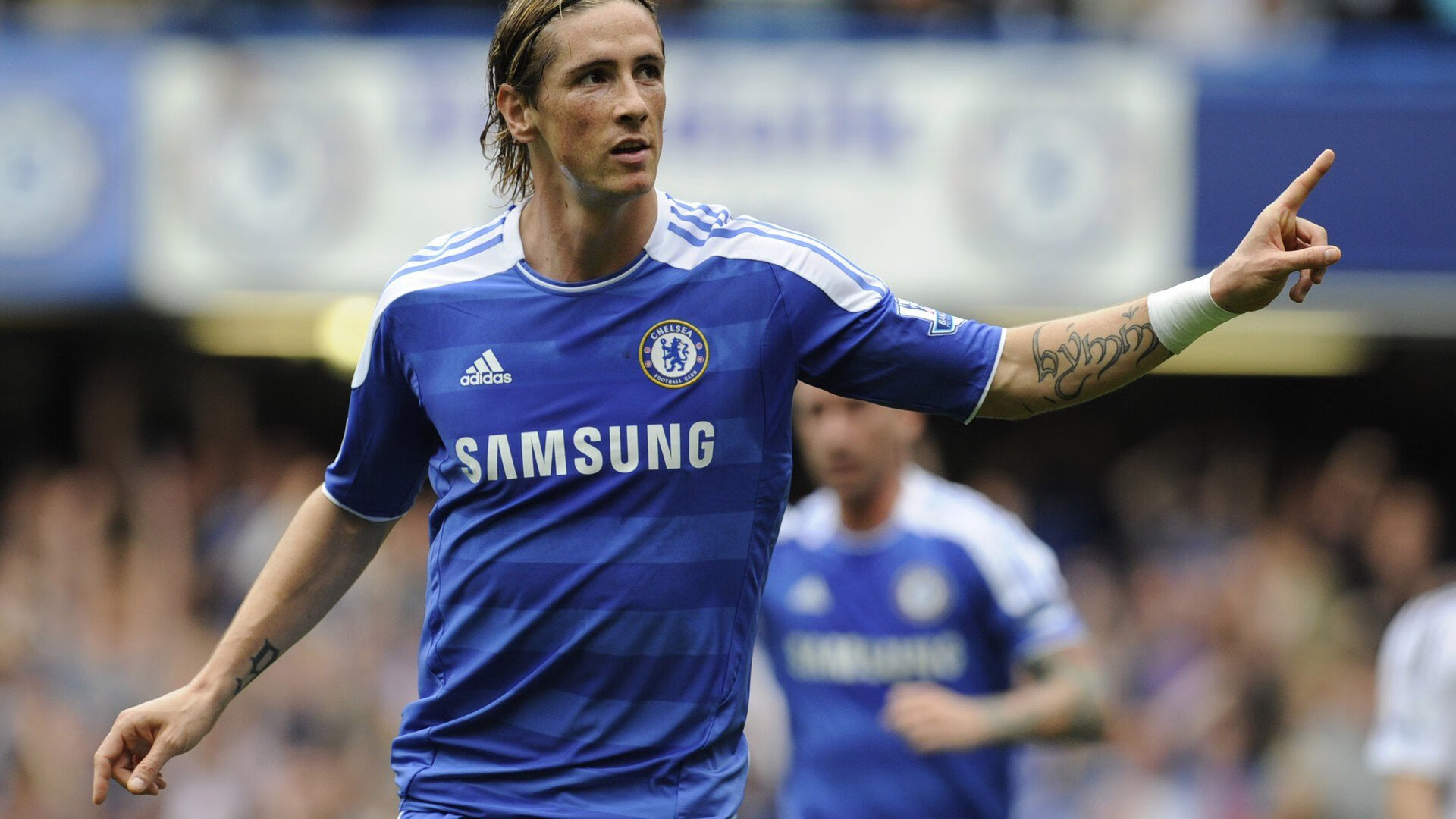 劳塔罗爆发，冰岛带走哥斯达黎加，当蓝黑箭射穿加勒比海盗的童话